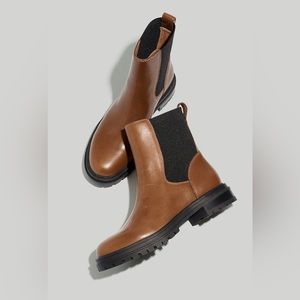 The Bradley Chelsea Lugsole Boot Brown size 8